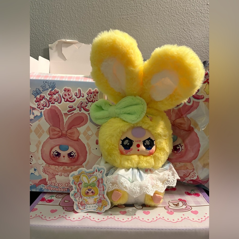 Lily Rabbit Town V2 Yellow Bunny